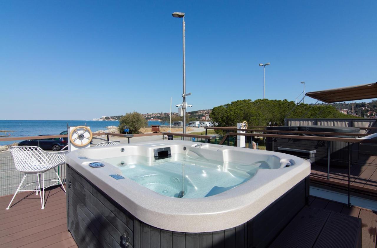 Eldamar Floating House Portoroz Apartman Kültér fotó