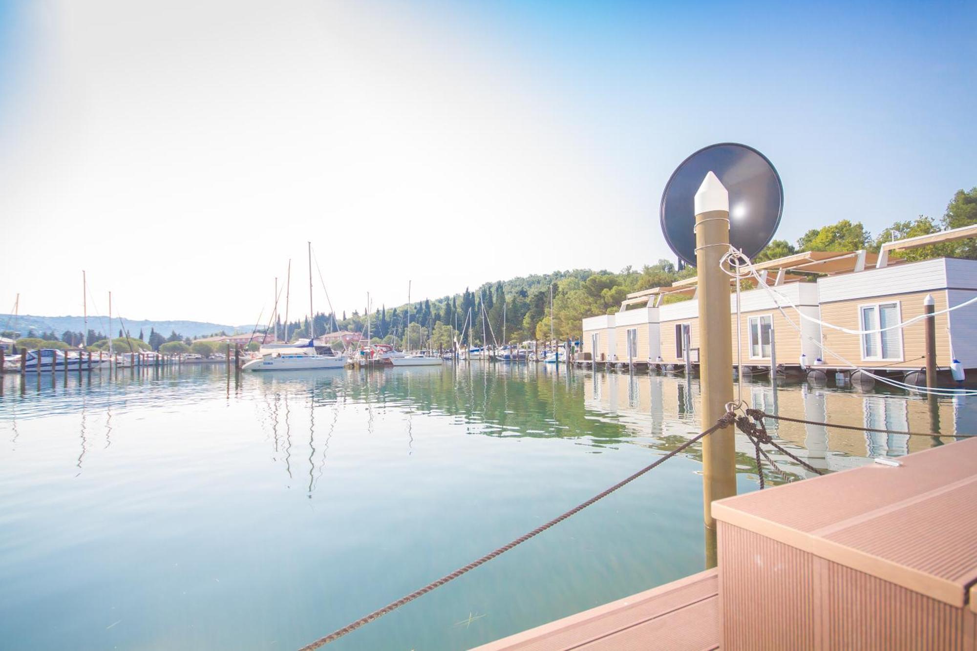 Eldamar Floating House Portoroz Apartman Kültér fotó